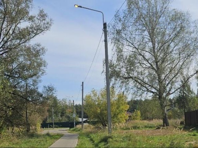 В Обухове заменили старые уличные светильники на современные светодиодные