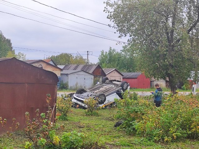 Экстренные службы работают на месте ДТП в Павловском Посаде