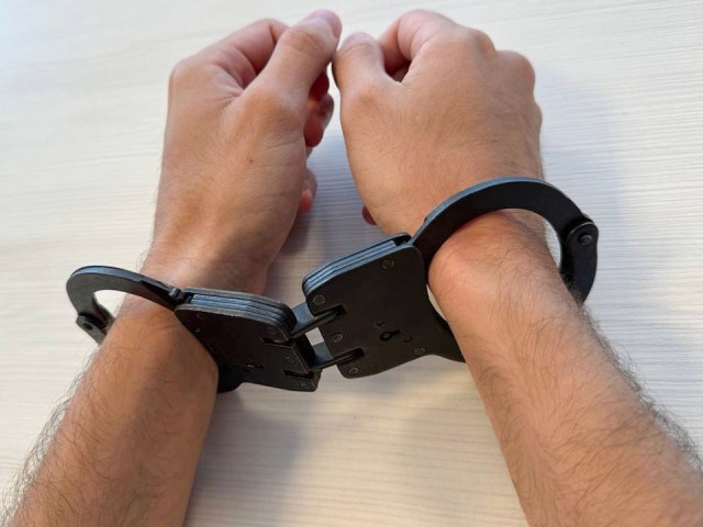 Столичные полицейские задержали закладчика из Долгопрудного
