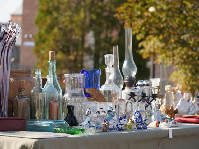 Эксклюзивные товары со всей России смогли приобрести павловопосадцы на ярмарке