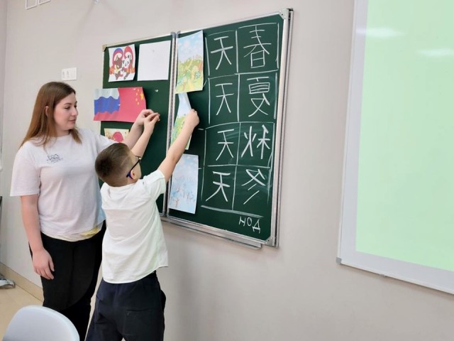 Сколько времени нужно, чтобы освоить китайский язык, рассказала учительница из Серпухова