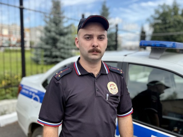 Участковый задержал пособника мошенников в Павловском Посаде