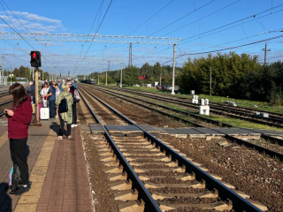 Из-за пропуска грузового состава пригородные поезда на МЦД-3 приходят с опозданием