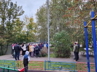 В микрорайоне Большевик построят спортивную площадку