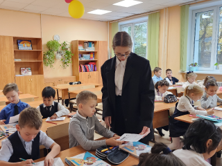 Молодой педагог начальных классов пополнила коллектив школы Биокомбината