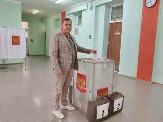 Полковник запаса Дмитрий Тимофеев один из первых проголосовал на выборах в Подольске