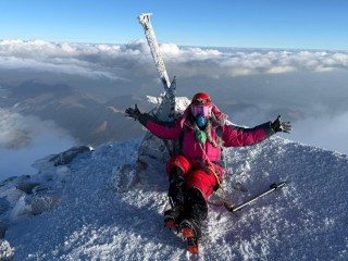 Многодетная мама из Балашихи взошла на Эльбрус за рекордное время