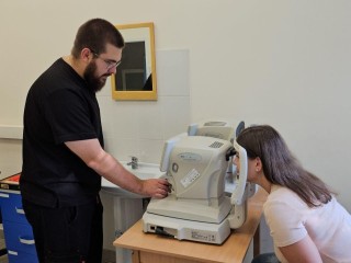 В Бронницкую поликлинику вышел на работу новый офтальмолог