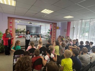 Урок по безопасности на железной дороге прошел для школьников в Талдоме