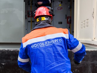 В Новотроицком и Сетовке вернут электричество до 17:00