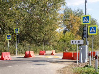 Новый тротуар построят к школе и установят светофор в деревне под Зарайском