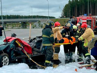 На трассе М-1 экстренные службы «ликвидировали» последствия крупного ДТП