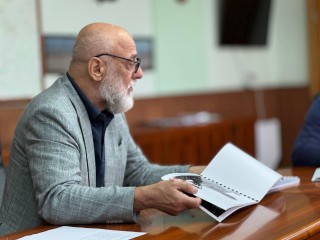 Известный скульптор Салават Щербаков разработает памятник графу Уварову для Можайска