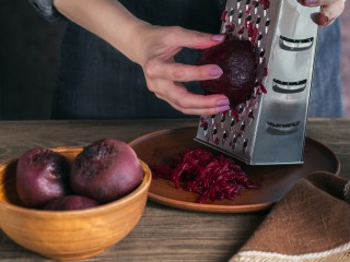 Три свекольных салата, которые помогут помолодеть и поддержат работу сердца