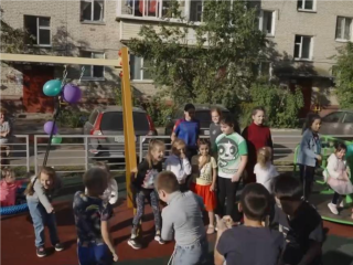 Новые детские игровые площадки открылись на улицах Ленина и Первомайской