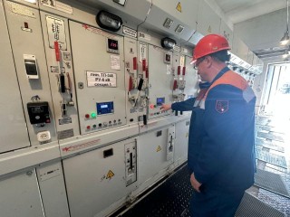 Специалисты Мособлэнерго модернизировали распределительный пункт в Сходне
