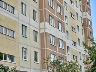Капитальный ремонт дома на Рощинской в Климовске завершат до конца сентября