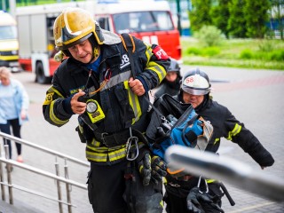 Пожар в здании на западе Москвы ликвидировали без пострадавших