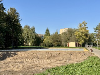 Основание для катка установили на Новлянской улице в Воскресенске