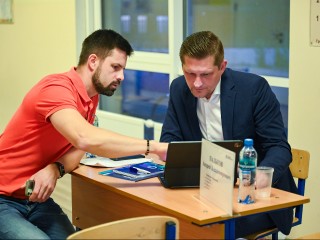 Жители ЖК «Май» обсудили актуальные вопросы с представителями администрации