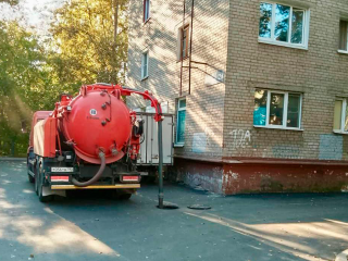 Коммунальщики Пушкино очистили от засоров канализацию в микрорайоне Серебрянка
