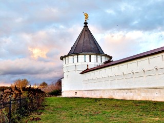 Когда в Подмосковье похолодает и придут дожди, рассказал синоптик