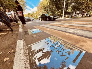 На тротуарах города Раменское появились рисунки с правилами поведения на дорогах