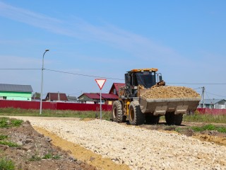 В Фосфоритном построят дорогу на Молодежной улице