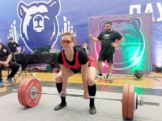 Чемпионка из Богородского округа установила рекорд в пауэрлифтинге
