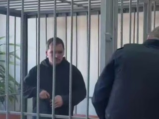 Суд избрал меру пресечения мужчине, избившему жительницу Подольска