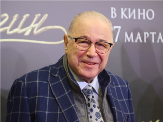 Петросян назвал «помоишниками» представителей СМИ