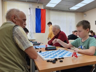 Волоколамцев пригласили поучаствовать в турнире по русским шашкам