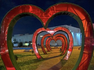 «Сердца» на улице Ухова вновь загорятся до конца октября