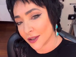 «Никакого разрыва с Россией»: Лолита назвала Пугачеву величайшим русским достоянием