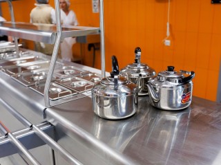 Стало известно, к кому обращаться, чтобы получить особое питание в школе