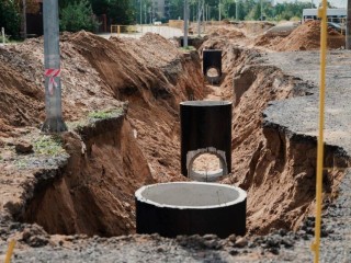 При капремонте дорог в Лосино-Петровском упор делают на ливневки и парковки