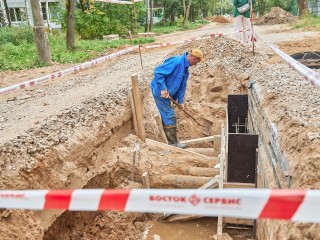 В микрорайоне Выстрел восстанавливают территорию после замены теплосетей