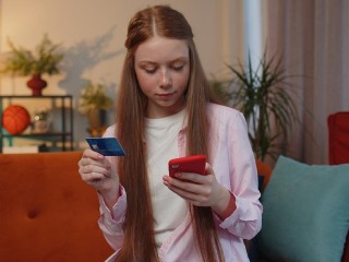За передачу карты мошенникам может грозить уголовная ответственность