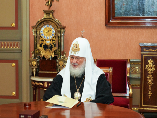 Патриарх Кирилл заявил о 400 тыс. участников крестного хода 7 сентября