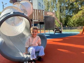 Яркие и безопасные: в Луховицком округе открылись новые площадки для детей