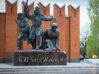Жителей Истры зовут на субботник у мемориального комплекса