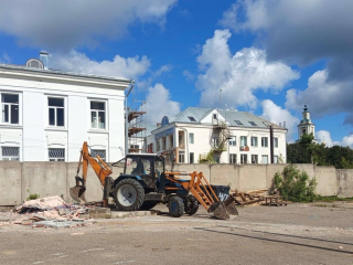 В историческом центре Вереи строят большую парковку