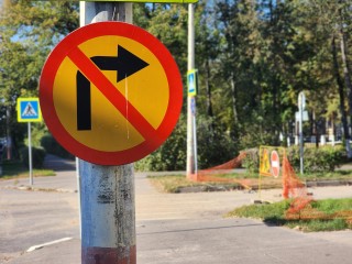 Названы сроки восстановления движения по Ленинградской улице, закрытой из-за ремонта теплосети