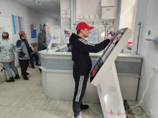 Лосинопетровцам напомнили о способах записи к врачу