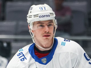 Хоккеист Никита Гусев получил второй диплом о высшем образовании в Химках