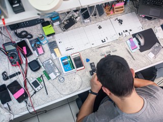 Сломанная челюсть и сотрясение: что известно о конфликте из-за телефона, который перерос в жестокое избиение
