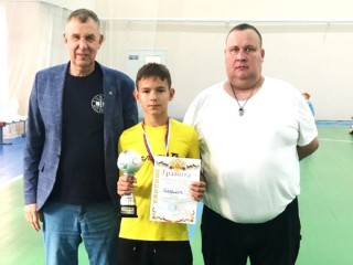 Спортсмены из Мишеронского победили в турнире по футболу среди дворовых команд