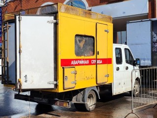 Коммунальщики ликвидировали прорыв трубы на улице Карла Маркса