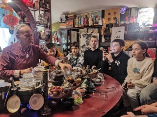 От чайной церемонии до МГУ: как ученики в Ступине становятся юными этнографами
