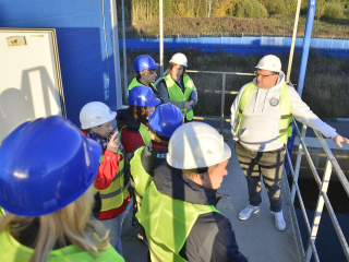 Первая экскурсионная группа побывала на очистных сооружениях в Шатуре